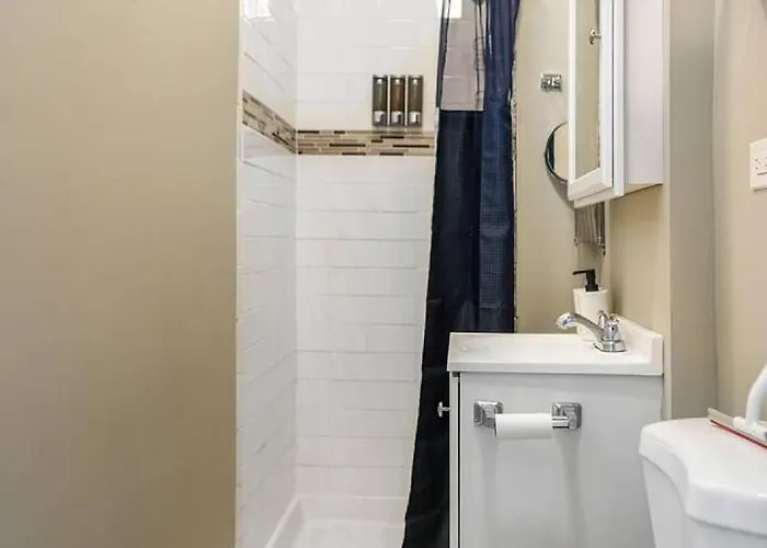 Cozy And Private 1 Bd Near And Airport Apartamento
